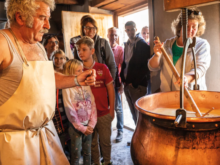 Schiffsapéro und Besuch Alpkäserei Flumserberg